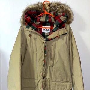 Vintage Woolrich Winter Parka w/Genuine Coyote Fur Hood~Men’s Large~Made in USA